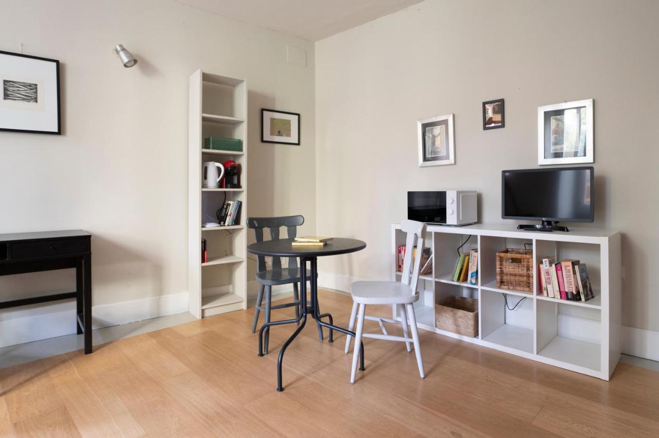 Boutique Apartment With Private Rooms And Garden Oasis Floransa Dış mekan fotoğraf