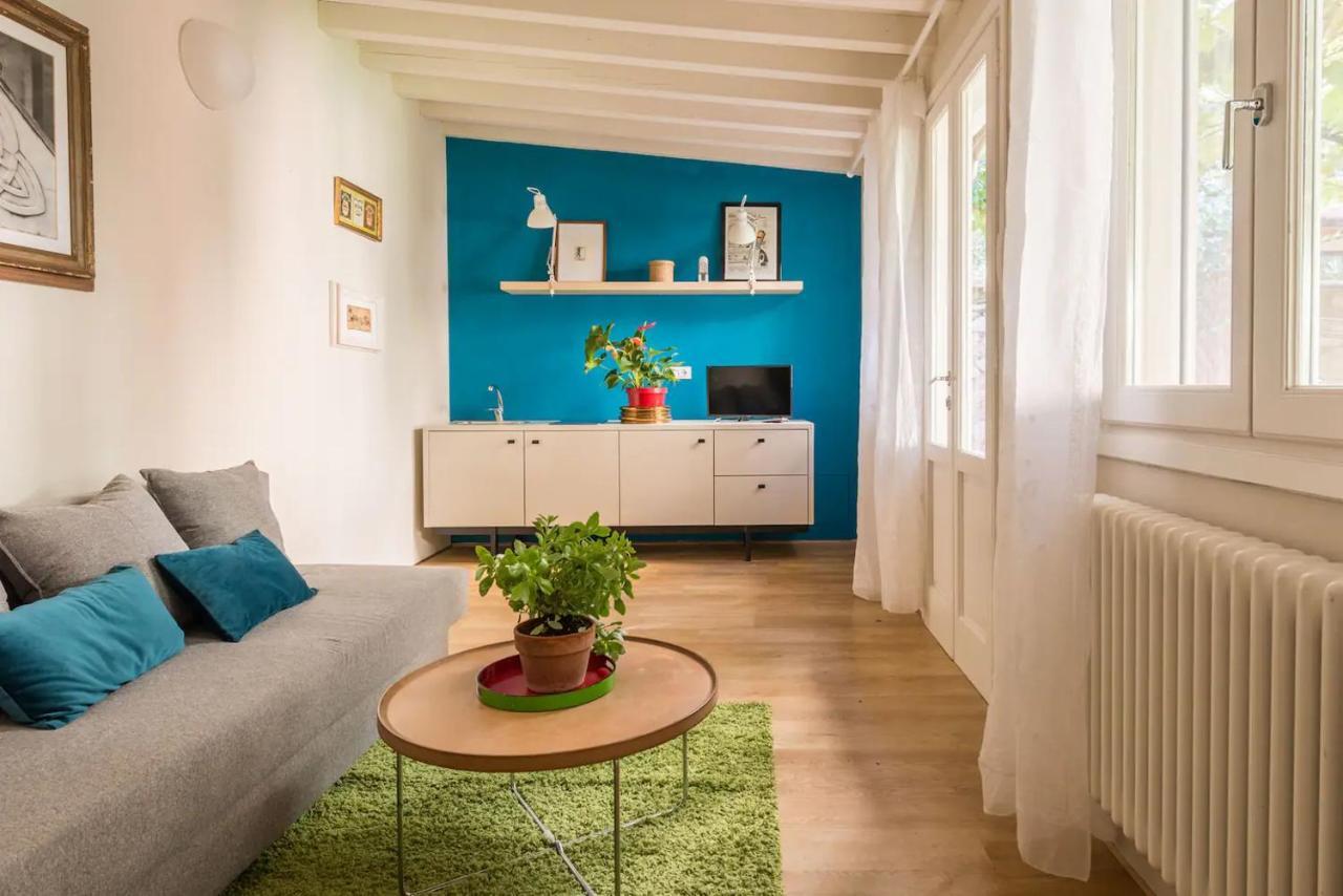 Boutique Apartment With Private Rooms And Garden Oasis Floransa Dış mekan fotoğraf