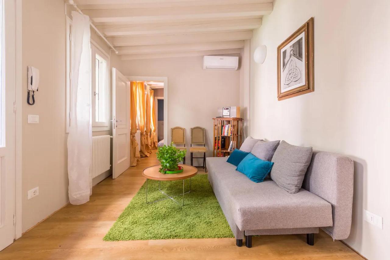 Boutique Apartment With Private Rooms And Garden Oasis Floransa Dış mekan fotoğraf