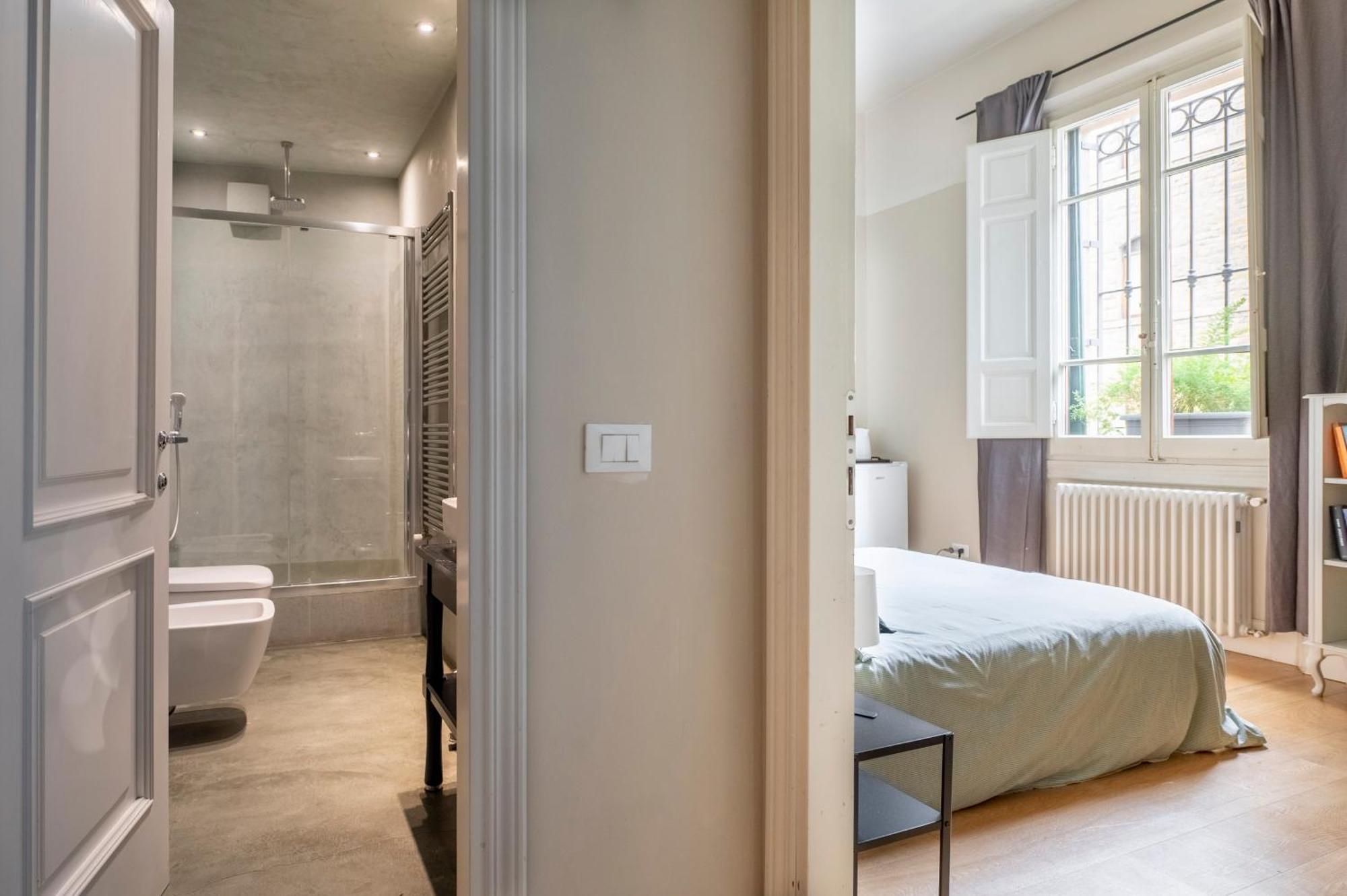 Boutique Apartment With Private Rooms And Garden Oasis Floransa Dış mekan fotoğraf